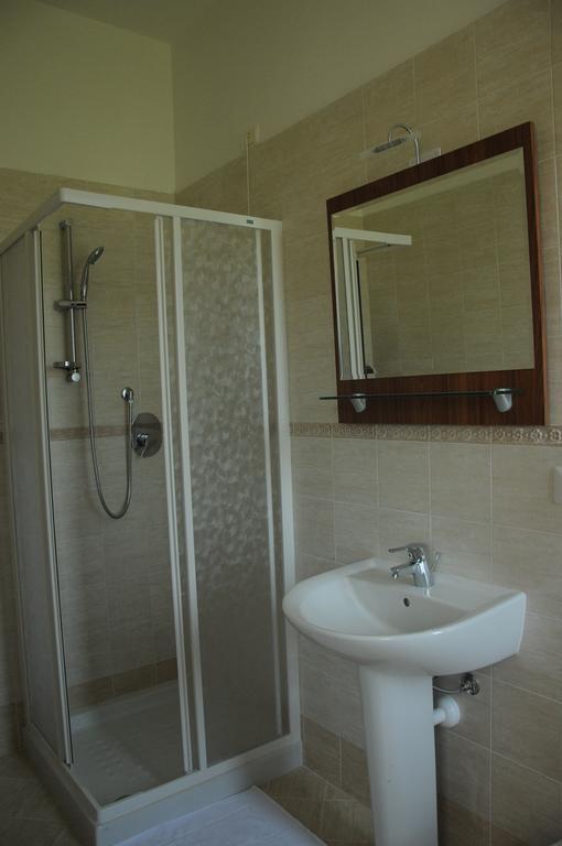 B&B La Coccarda CastellʼAlfero Pokój zdjęcie