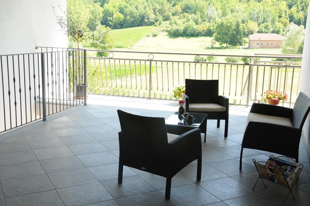 B&B La Coccarda CastellʼAlfero Zewnętrze zdjęcie