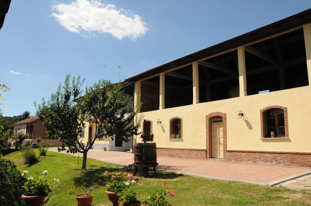 B&B La Coccarda CastellʼAlfero Zewnętrze zdjęcie